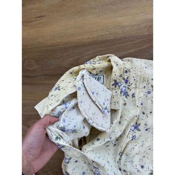 Vintage Butter Yellow Floral Rayon Midi Dress Modest Retro 90s cottage 10 - Picture 4 of 6